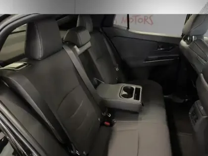 Photo 15 Toyota C-HR Design Grande Autonomie 77 kWh 224ch +