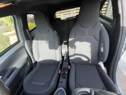 Photo 19 Toyota Aygo Hybride 116h Graphic