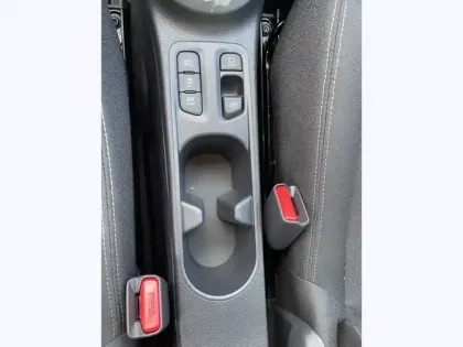 Photo 17 Toyota Aygo Hybride 116h Graphic