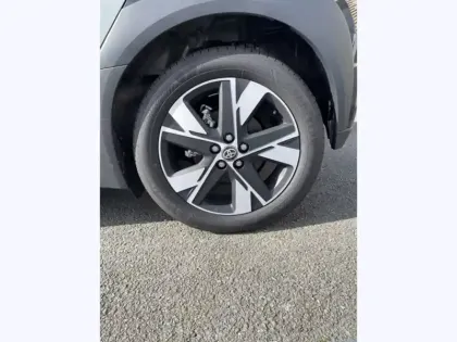 Photo 16 Toyota Aygo Hybride 116h Graphic