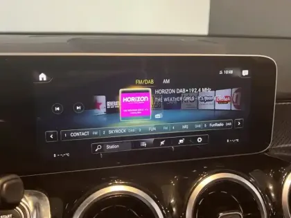 Photo 20 Mercedes GLB 200 d 150ch AMG Line 8G-DCT