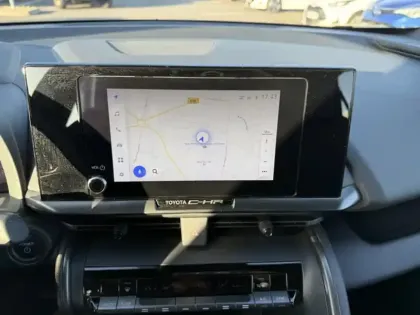 Photo 7 Toyota C-HR 1.8 Hybride 140 Dynamic