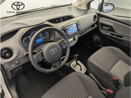 Photo 12 Toyota Yaris Hybride 1.5 VVT-I HYBRID France