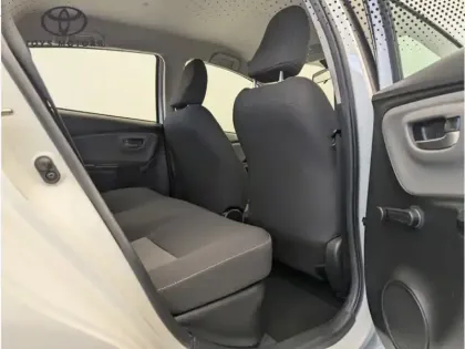 Photo 7 Toyota Yaris Hybride 1.5 VVT-I HYBRID France