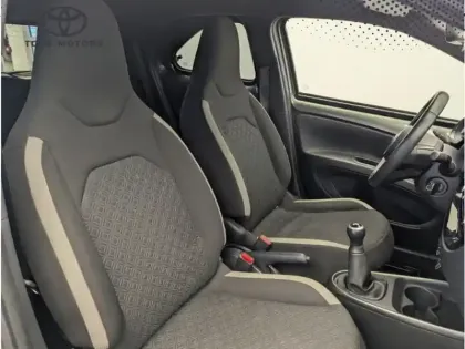 Photo 9 Toyota Aygo 1.0 VVT-i 72 Design