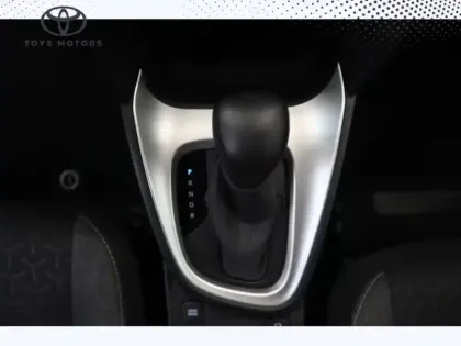 Photo 15 Toyota Yaris Hybride 116h 2WD DESIGN CARGO