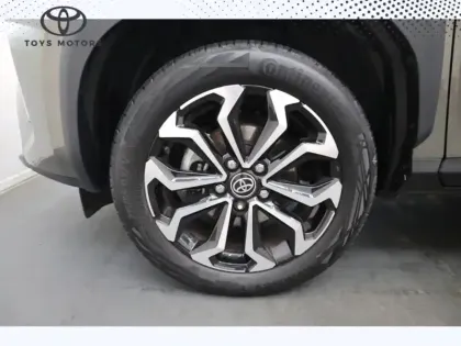 Photo 17 Toyota Yaris Hybride 116h 2WD DESIGN CARGO