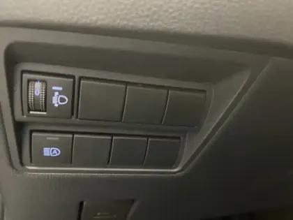 Photo 8 Toyota Yaris Hybride 1.5 HYBRID 116H DESIGN AUTO 2WD