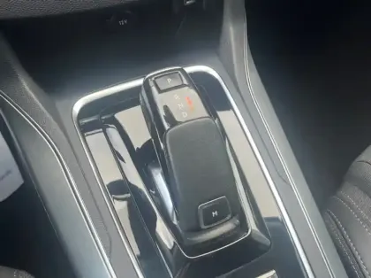 Photo 7 Peugeot 308 1.5 BlueHDi 130ch S&S Allure EAT8