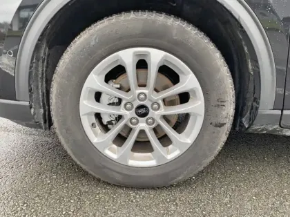 Photo 13 Ford Kuga 2.5 Duratec 180ch Hybrid FlexiFuel Titanium Business Powershift