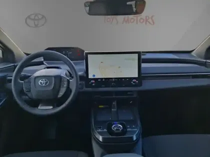 Photo 10 Toyota C-HR Design Grande Autonomie 77 kWh 224ch +