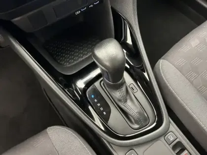 Photo 20 Toyota Yaris Hybride 116h Design