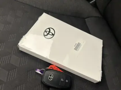 Photo 24 Toyota Yaris Hybride 116h Design