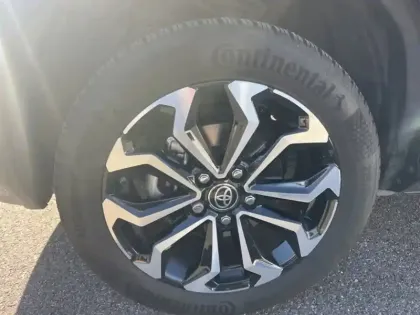 Photo 8 Toyota Yaris Hybride 116h Design