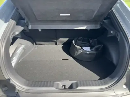 Photo 9 Toyota C-HR DESIGN GRANDE AUTONOMIE 77 kWh 224ch GRAND