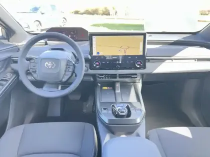 Photo 10 Toyota C-HR DESIGN GRANDE AUTONOMIE 77 kWh 224ch GRAND