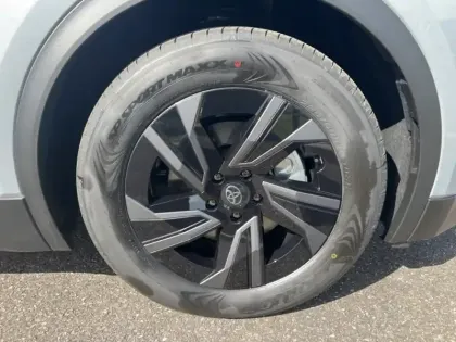 Photo 8 Toyota C-HR DESIGN GRANDE AUTONOMIE 77 kWh 224ch GRAND