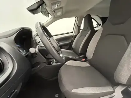 Photo 17 Toyota Aygo 1.0 S-CVT 72 Dynamic