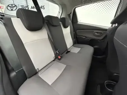 Photo 14 Toyota Yaris 70 VVT-i France