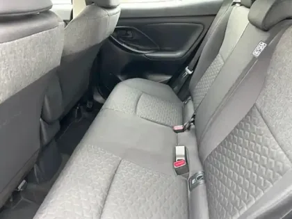 Photo 11 Toyota Yaris Hybride 1.5 HYBRID 116H DYNAMIC