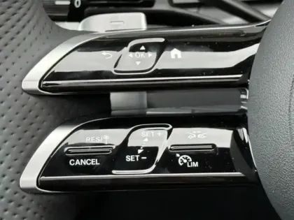 Photo 26 Mercedes Classe C 300 de Hybrid EQ AMG Line