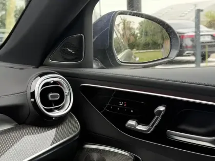 Photo 37 Mercedes Classe C 300 de Hybrid EQ AMG Line