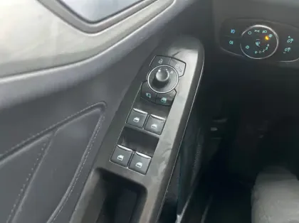 Photo 5 Ford Focus SW 1.0 Flexifuel mHEV 125ch Titanium X Business