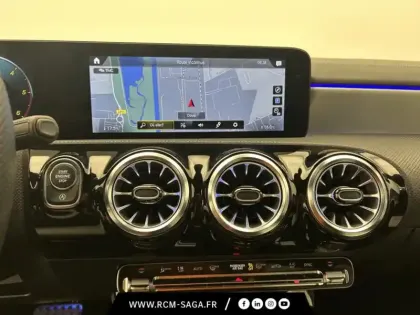 Photo 18 Mercedes CLA Coupé 200 d AMG Line