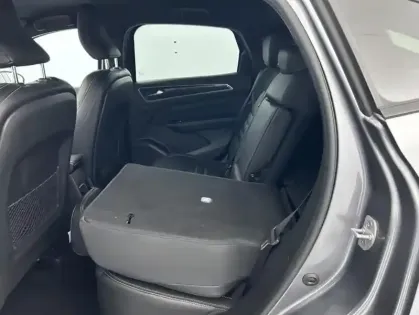 Photo 10 Renault Arkana E-Tech hybride 145 22 Engineered 5p