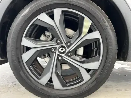 Photo 21 Renault Arkana E-Tech hybride 145 22 Engineered 5p