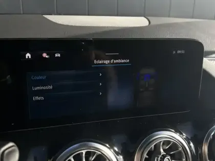 Photo 19 Mercedes Classe B 200 d AMG Line