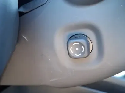 Photo 25 Lexus UX 300h 2WD Le HYBRIDE MC TO TECH