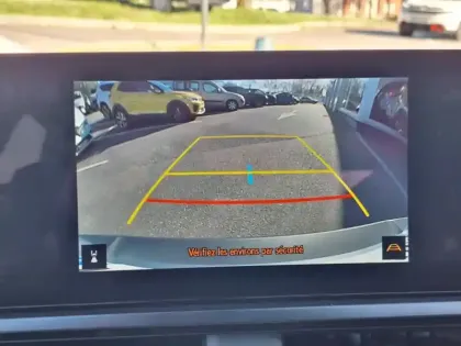 Photo 19 Lexus UX 300h 2WD Le HYBRIDE MC TO TECH