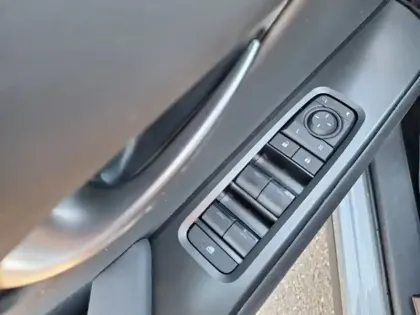 Photo 29 Lexus UX 300h 2WD Le HYBRIDE MC TO TECH