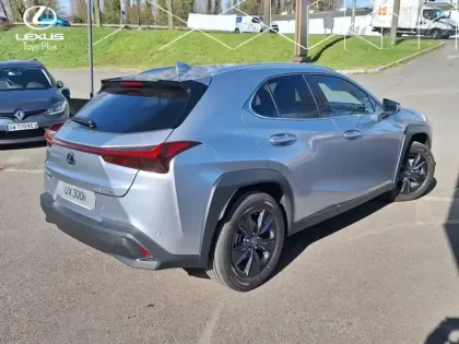 Photo 7 Lexus UX 300h 2WD Le HYBRIDE MC TO TECH