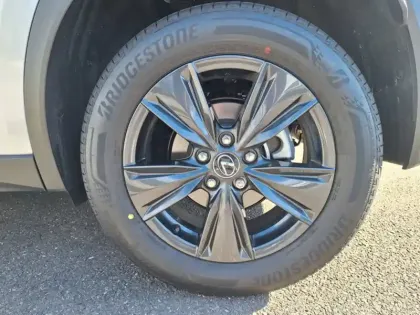 Photo 10 Lexus UX 300h 2WD Le HYBRIDE MC TO TECH