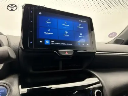 Photo 17 Toyota Yaris Hybride 1.5 116H DESIGN PACK CARGO