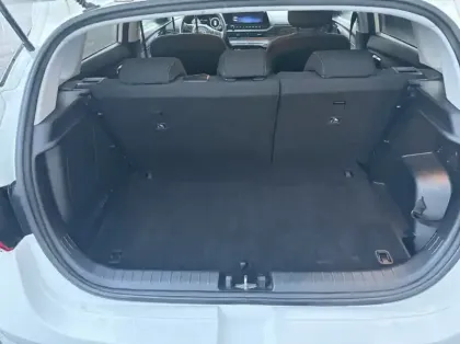 Photo 10 Hyundai I20 1.0 T-GDi 100ch Hybrid Creative