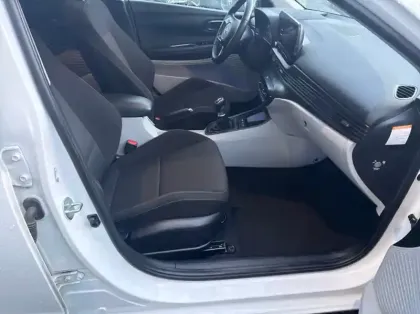 Photo 26 Hyundai I20 1.0 T-GDi 100ch Hybrid Creative