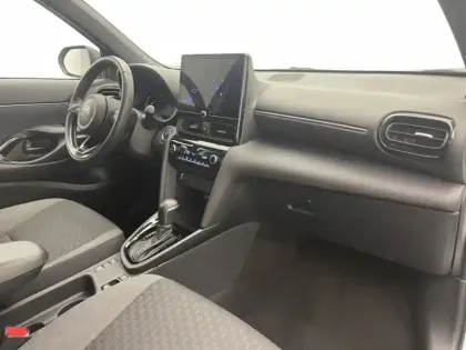 Photo 17 Toyota Yaris Hybride 1.5 HYBRID 116H / DESIGN CARGO