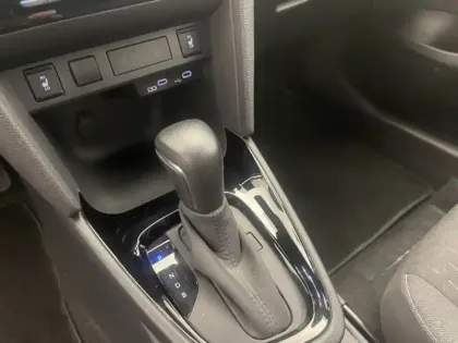 Photo 27 Toyota Yaris Hybride 1.5 HYBRID 116H / DESIGN CARGO