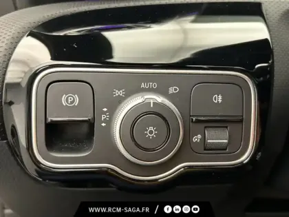 Photo 15 Mercedes Classe A 250 e Hybrid EQ AMG Line