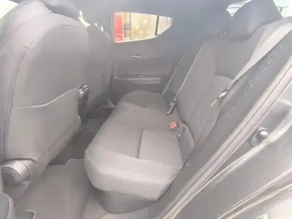 Photo 17 Toyota C-HR Hybrid Edition 1.8 122 ch