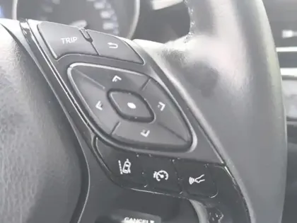 Photo 21 Toyota C-HR Hybrid Edition 1.8 122 ch