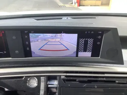 Photo 18 Peugeot 5008 Nouveau Hybrid 145 ch e-DCS6 Allure