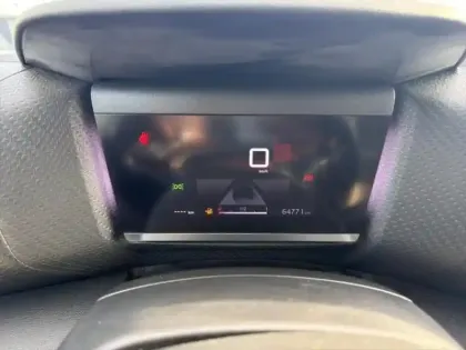 Photo 13 Citroën C4  PureTech 130ch S&S Shine