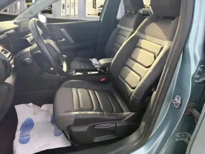 Photo 8 Citroën C4  PureTech 130ch S&S Shine