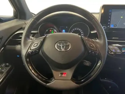 Photo 13 Toyota C-HR  2.0 Hybride 184ch GR Sport E-CVT