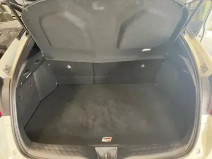 Photo 9 Toyota C-HR  2.0 Hybride 184ch GR Sport E-CVT