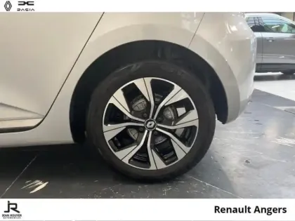 Photo 7 Renault Clio  1.5 Blue dCi 100ch Evolution